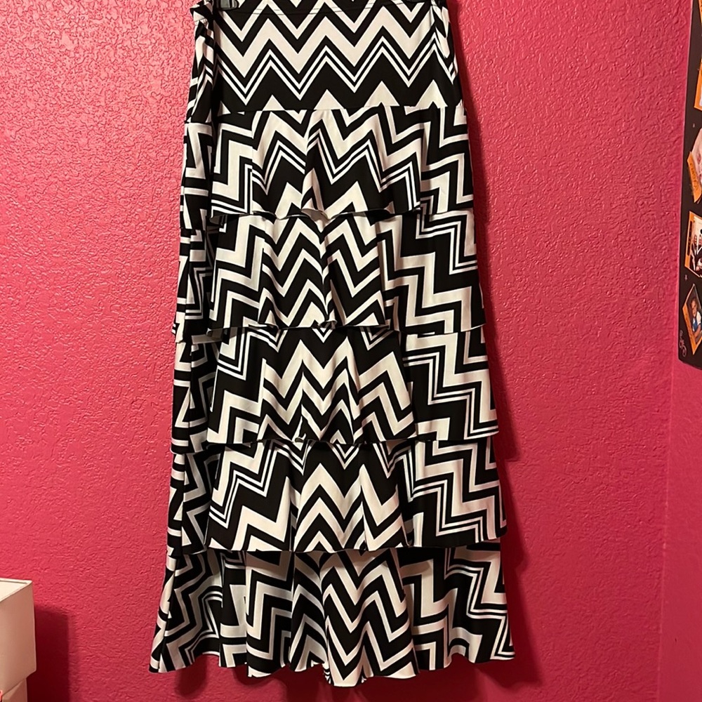 Ruffled skirt
